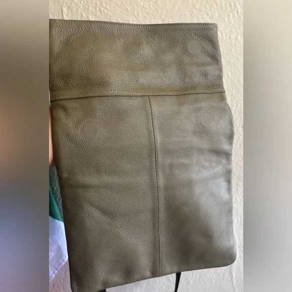 Ruxx Slouch Bag Mushroom Green Italian leathers Adjustable Strap - Picture 7 of 9